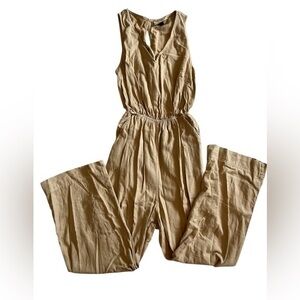 Universal Thread Beige Sleeveless Jumpsuit